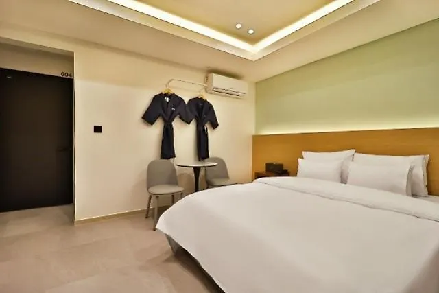 Incheon Yeogiya Hotel Geomdan