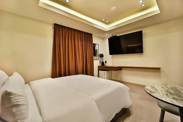 Incheon Yeogiya Hotel Geomdan 0*,