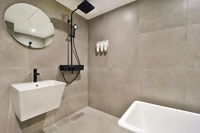 모텔 Incheon Yeogiya Hotel Geomdan